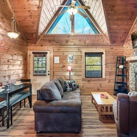 Dreamside Peak Villa Pigeon Forge Bagian luar foto