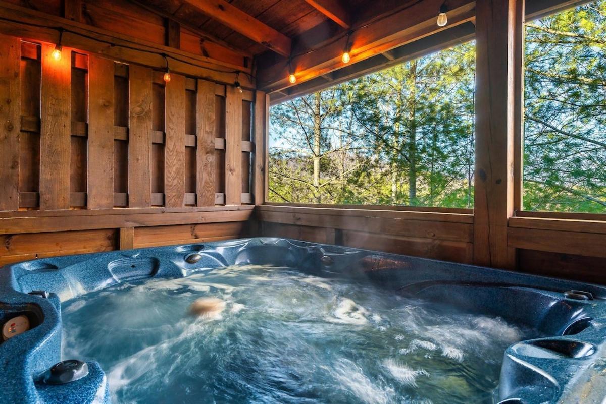 Dreamside Peak Villa Pigeon Forge Bagian luar foto